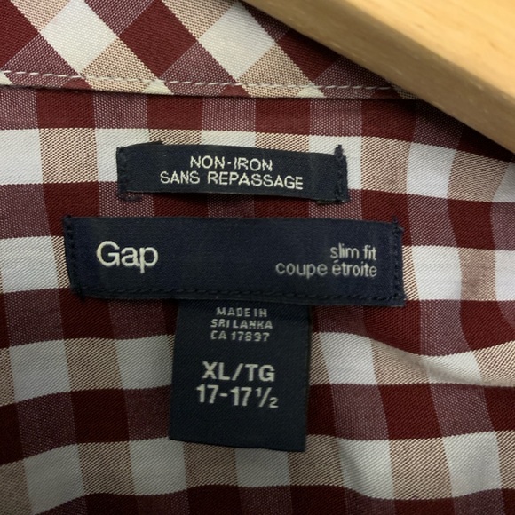 Gap slim fit non iron plaid button down - Picture 3 of 3